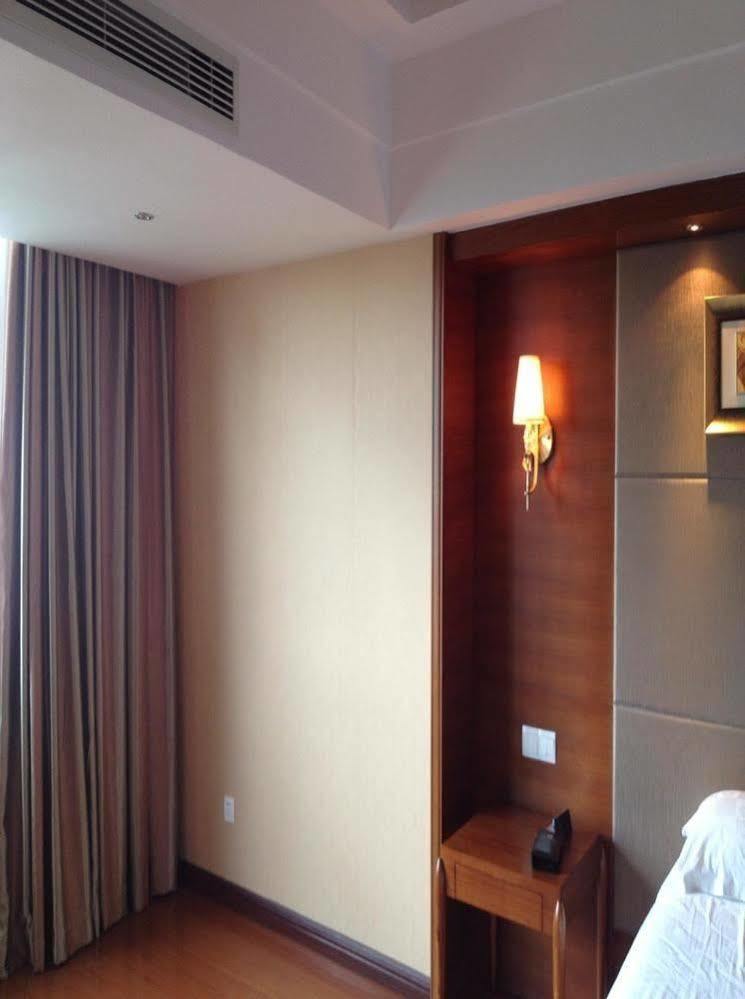 Wenhua Herton Hotel Qionghai Exterior photo