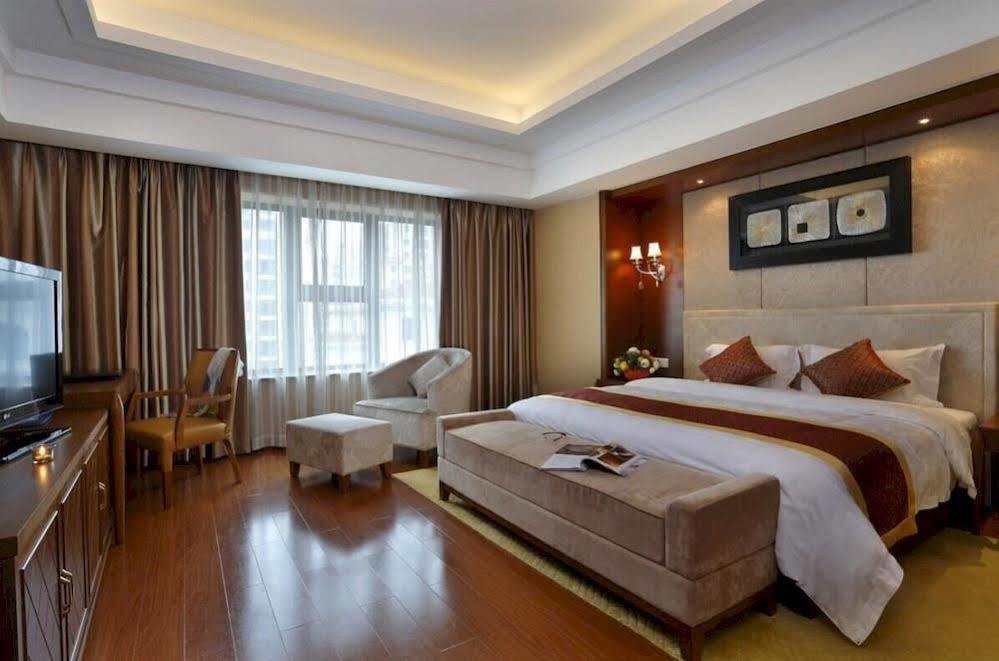 Wenhua Herton Hotel Qionghai Exterior photo